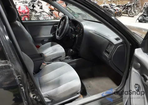 2006 Hyundai Elantra Gls/Gt/Limited z USA, uszkodzony, nr VIN KMHDN46D96U353340